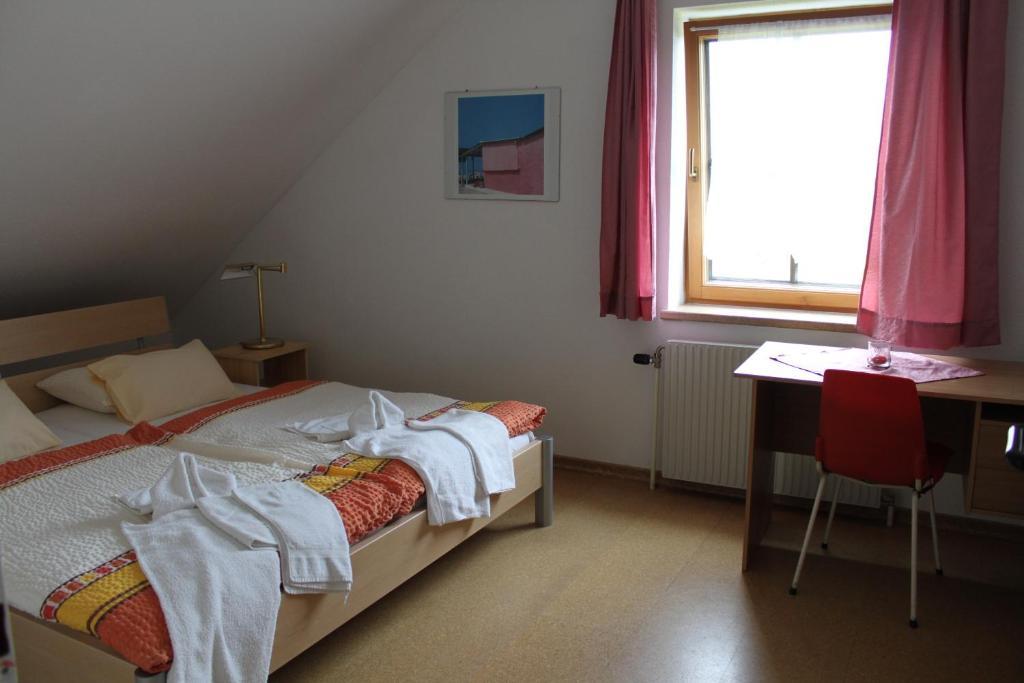 Apartmán Haus Linda Barnkopf Pokoj fotografie